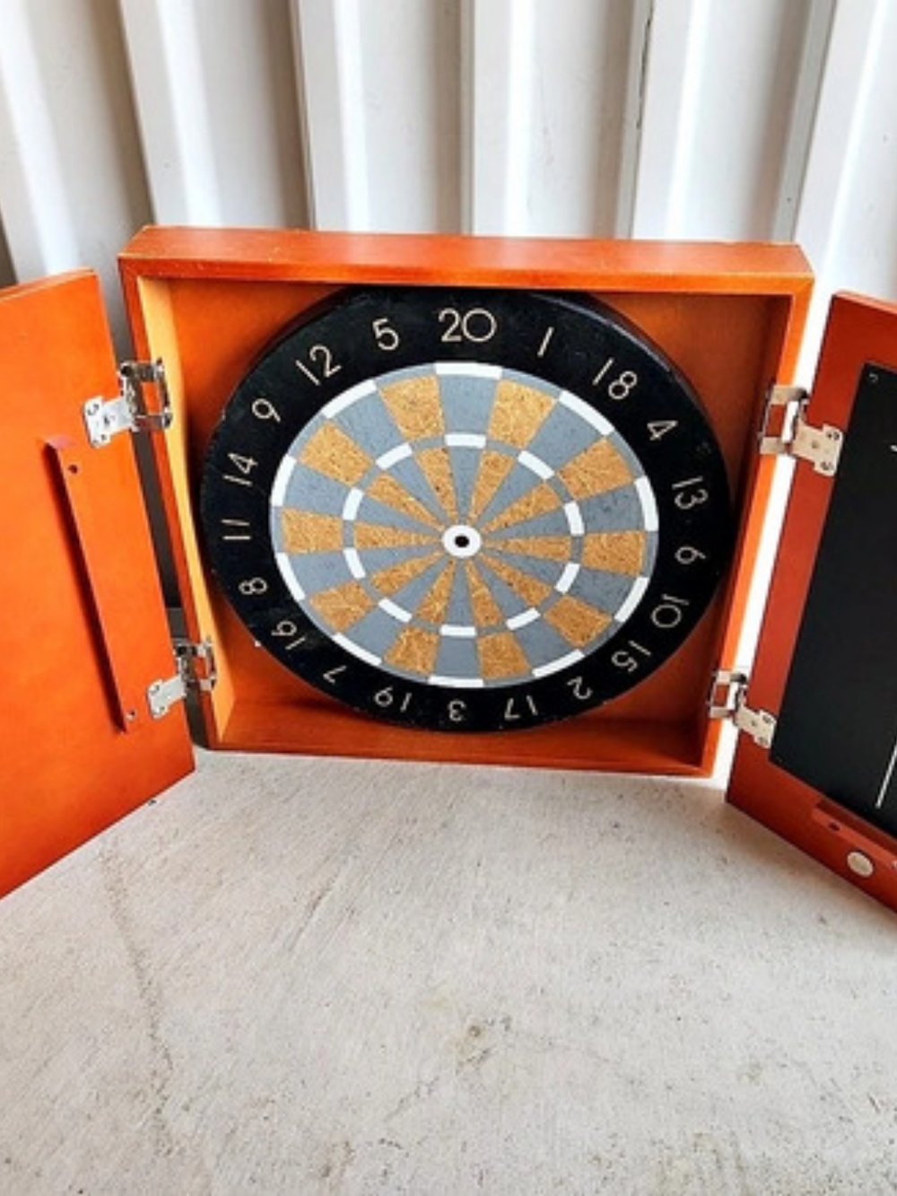 New Michael Graves Heavy Cherry Wood Dartboard